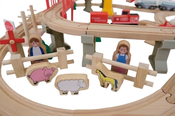 Inclusief houten figuurtjes