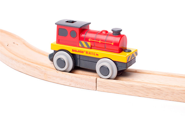 Past op houten rails