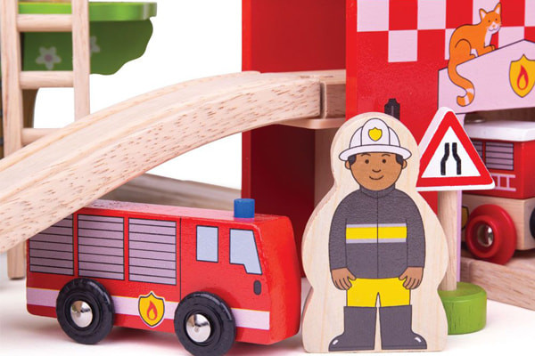 Inclusief poppetjes en bordjes