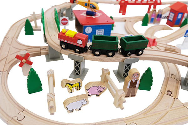 Treintjes, poppetjes en diertjes.