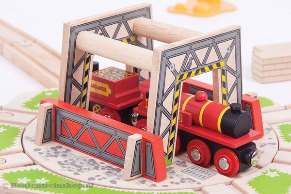 Exclusief trein en rails stukken.