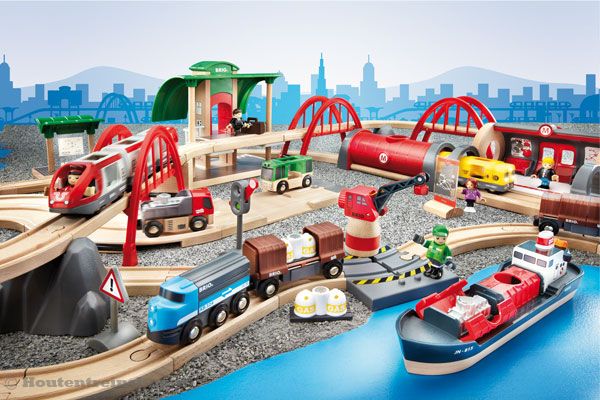 Maar ook meerdere soorten bruggen en tunnels.