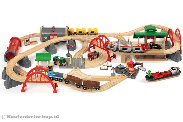 Luxe spoorweg set van het merk Brio.